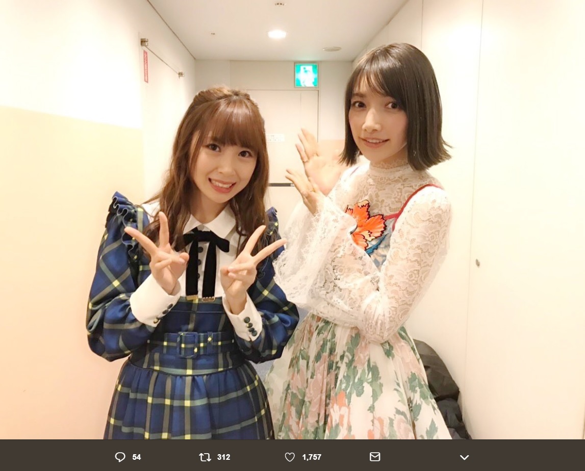 高柳明音と後藤真希（画像は『高柳明音　2018年12月27日付Twitter「MelodiX! スペシャル 2018」』のスクリーンショット）