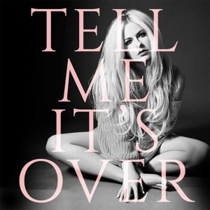 【イタすぎるセレブ達】アヴリル・ラヴィーン、新曲『Tell Me It’s Over』に込めた思い激白　「男の戯言にはもう我慢しない」