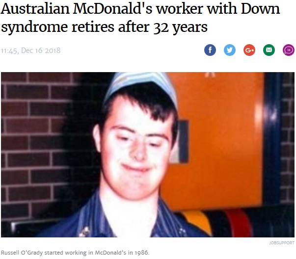 18歳の時から32年間マクドナルドで働き続けてきたダウン症の男性（画像は『Stuff.co.nz　2018年12月16日付「Australian McDonald’s worker with Down syndrome retires after 32 years」（JOBSUPPORT）』のスクリーンショット）