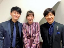 【エンタがビタミン♪】佐藤栞里、ウッチャンナンチャンとの3ショットに大興奮　「この一枚は玄関に飾る！」