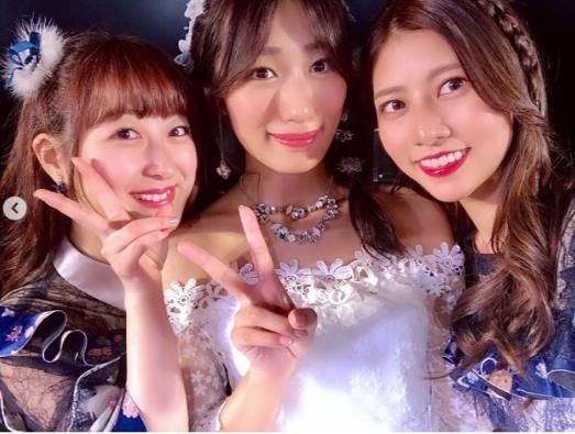 伊豆田莉奈、藤田奈那、阿部マリア（画像は『Rina Izuta BNK48　2019年1月7日付Instagram「なぁなお疲れ様　大好き」』のスクリーンショット）