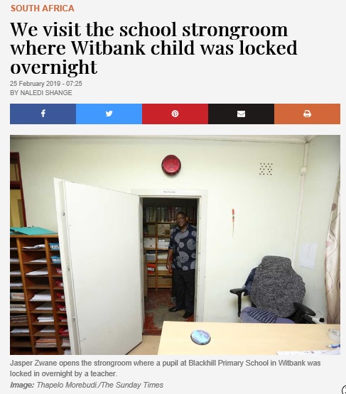 児童が閉じ込められていた部屋（画像は『TimesLIVE　2019年2月25日付「We visit the school strongroom where Witbank child was locked overnight」（Image: Thapelo Morebudi./The Sunday Times）』のスクリーンショット）