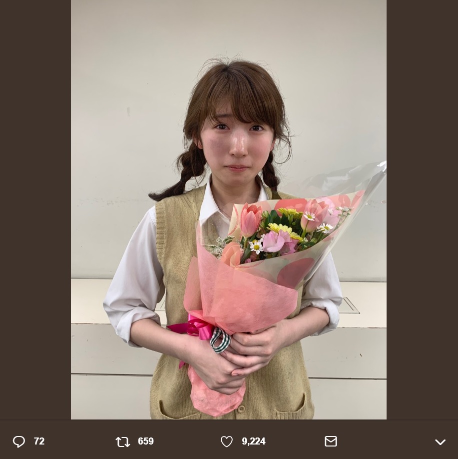 元Dream5で女優の日比美思（画像は『日比美思　2019年3月11日付Twitter「『3年A組－今から皆さんは、人質です－』3年A組の生徒の1人になれて、本当に幸せでした。」』のスクリーンショット）