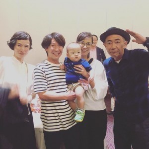 【エンタがビタミン♪】木梨憲武・安田成美が並ぶレアショット　「理想の先輩夫婦」と水内猛が公開