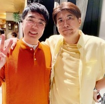 【エンタがビタミン♪】石橋貴明「小木は友達じゃない（笑）」と2ショット公開　「仲良しのくせに～」とファンがツッコミ