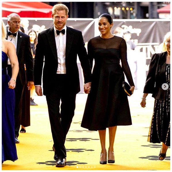 愛息を連れてランチデートを楽しんだヘンリー王子夫妻（画像は『The Duke and Duchess of Sussex　2019年7月14日付Instagram「This evening, The Duke and Duchess of Sussex attended ＃TheLionKing European premiere in London at the Odeon Theatre.」』のスクリーンショット）