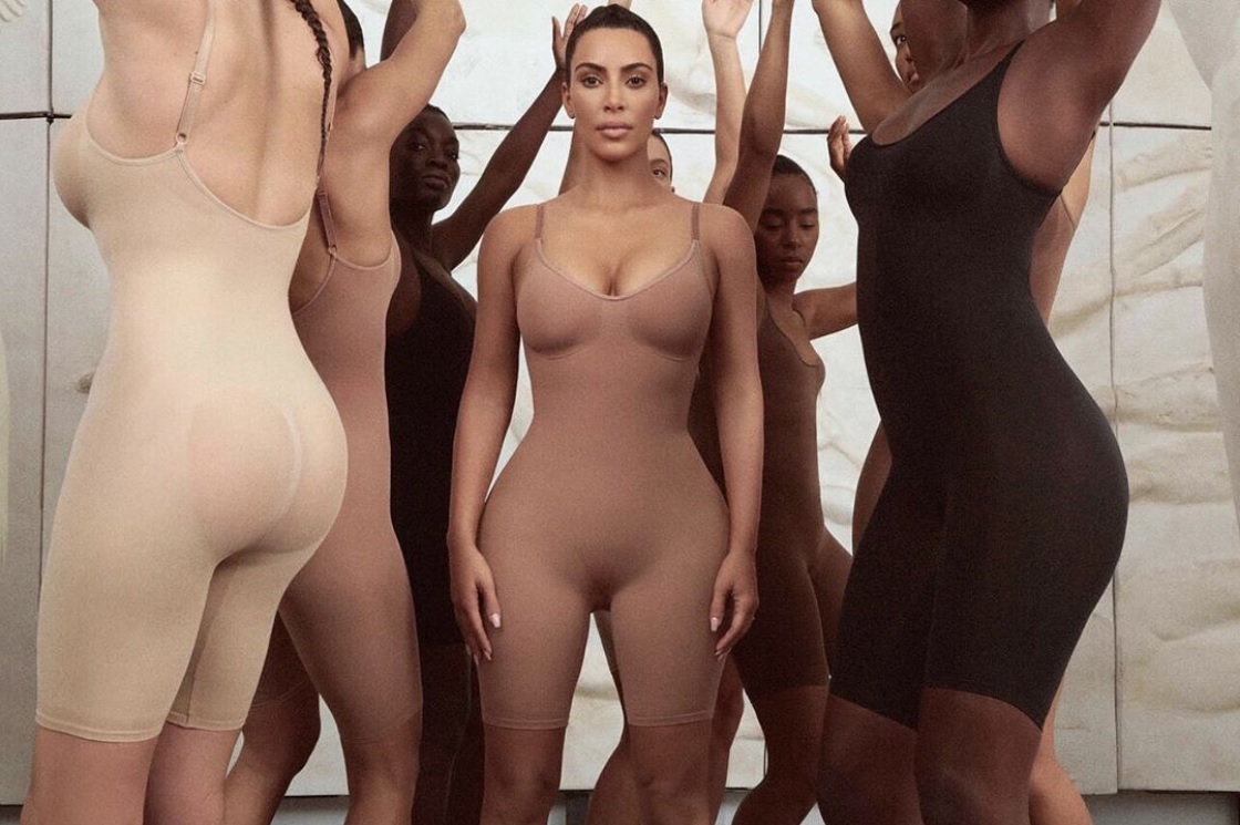 補正下着業界で前代未聞の記録を生み出したキム・カーダシアン（画像は『Kim Kardashian West　2019年9月11日付Instagram「Wow!」』のスクリーンショット）