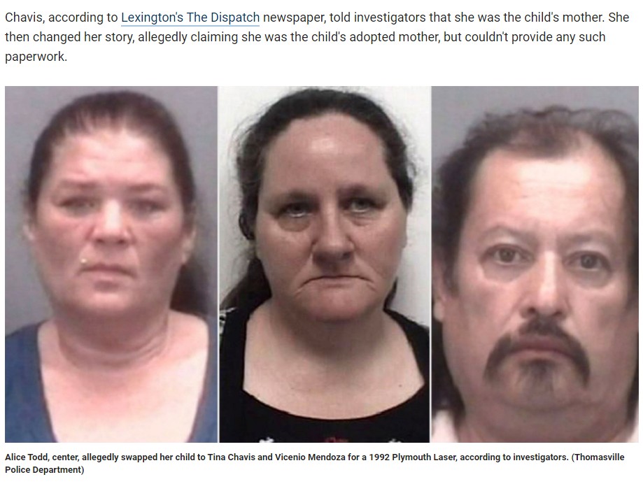 我が子を車と交換した母親（中央）と子供を受け取った男女（画像は『Fox News　2019年10月6日付「North Carolina mom, 2 others arrested after they allegedly swapped child for car」（Thomasville Police Department）』のスクリーンショット）