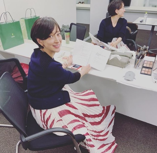 もうすぐ産休に入る滝川クリステル（画像は『滝川クリステル　2019年11月24日付Instagram「今日は、産休に入る前の最後のテレビの収録でした」』のスクリーンショット）