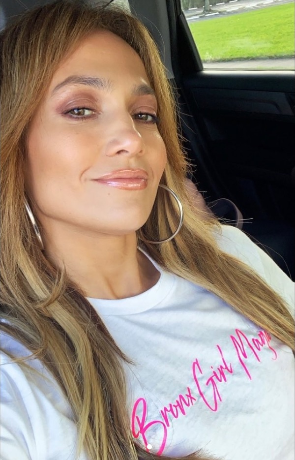 「どんなときも私達は立ち直ってきたから」とジェニファー（画像は『Jennifer Lopez　2020年1月29日付Instagram』のスクリーンショット）