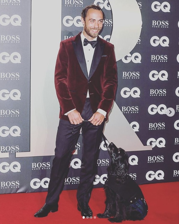 愛犬家のジェームズ・ミドルトンさん（画像は『James Middleton　2019年9月4日付Instagram「I think I should win the award for the best date for the GQ men of the year awards」』のスクリーンショット）