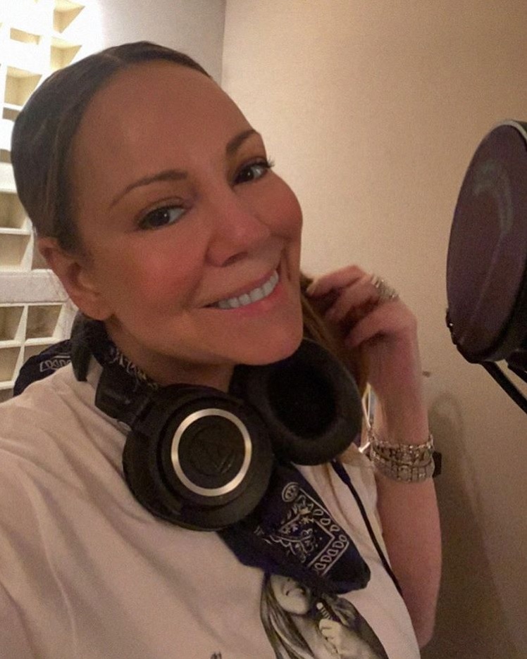 誕生日当日のマライア・キャリー（画像は『Mariah Carey　2020年3月27日付Instagram「Starting 327 with a new song」』のスクリーンショット）