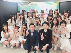 NMB48とかまいたち『関西コレクション』にて（画像は『渋谷凪咲　2019年8月27日付Instagram「今日は ＃関西コレクション さんに出演させて頂きました」』のスクリーンショット）