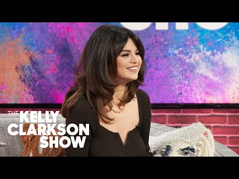 自身の歌唱力に言及したセレーナ・ゴメス（画像は『The Kelly Clarkson Show　2020年3月6日公開 YouTube「Selena Gomez Opens Up About Finding Her Own Identity」』のサムネイル）