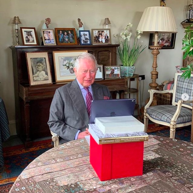 初の“バーチャル開設式典”に参加するチャールズ皇太子（画像は『Clarence House　2020年4月3日付Instagram「“It is symbolic of the selfless care and devoted service taking place in innumerable settings, with countless individuals, throughout the United Kingdom.”」』のスクリーンショット）