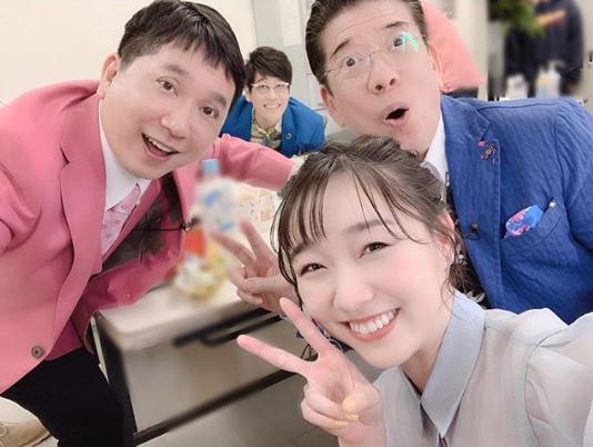 『ケンミンSHOW』控え室での須田亜香里（画像は『須田亜香里　2020年4月9日付Instagram「4月9日（木）出演情報」』のスクリーンショット）