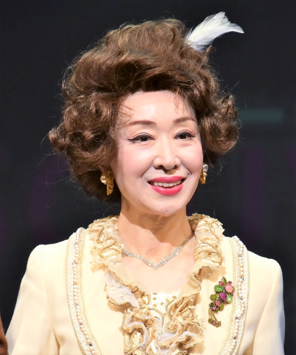 2016年の舞台では主人公を演じた三田佳子