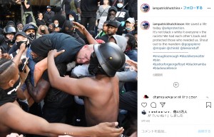 【海外発！Breaking News】人種差別抗議デモ現場で白人男性を救出した黒人男性、有名誌の表紙を飾る（英）