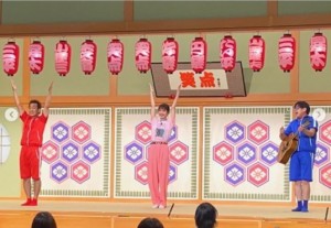 『笑点』でテツandトモと共演した佐々木希（画像は『佐々木希　2020年8月23日付Instagram「テツandトモさんと共演させていただけて本当に嬉しかったです！」』のスクリーンショット）