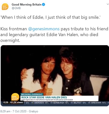 若かりし頃のエディ（右）とジーン（画像は『Good Morning Britain　2020年10月7日付Twitter「‘When I think of Eddie, I just think of that big smile.’」』のスクリーンショット）