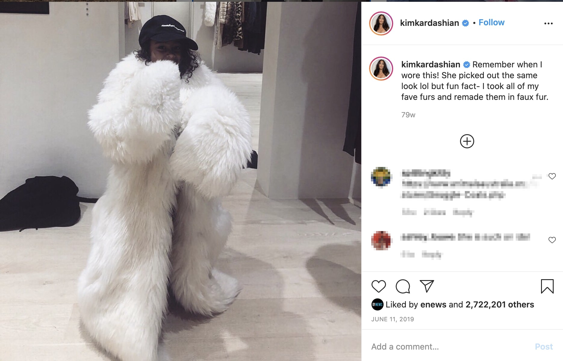 ファーフリーを実行したことを娘の写真で報告したキム・カーダシアン（画像は『Kim Kardashian West　2019年6月11日付Instagram「Remember when I wore this!」』のスクリーンショット）