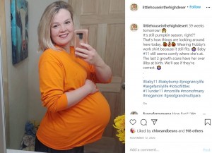 11人目のカリスちゃんを妊娠中のコートニーさん（画像は『Courtney Rogers　2020年11月12日付Instagram「39 weeks tomorrow!」』のスクリーンショット）