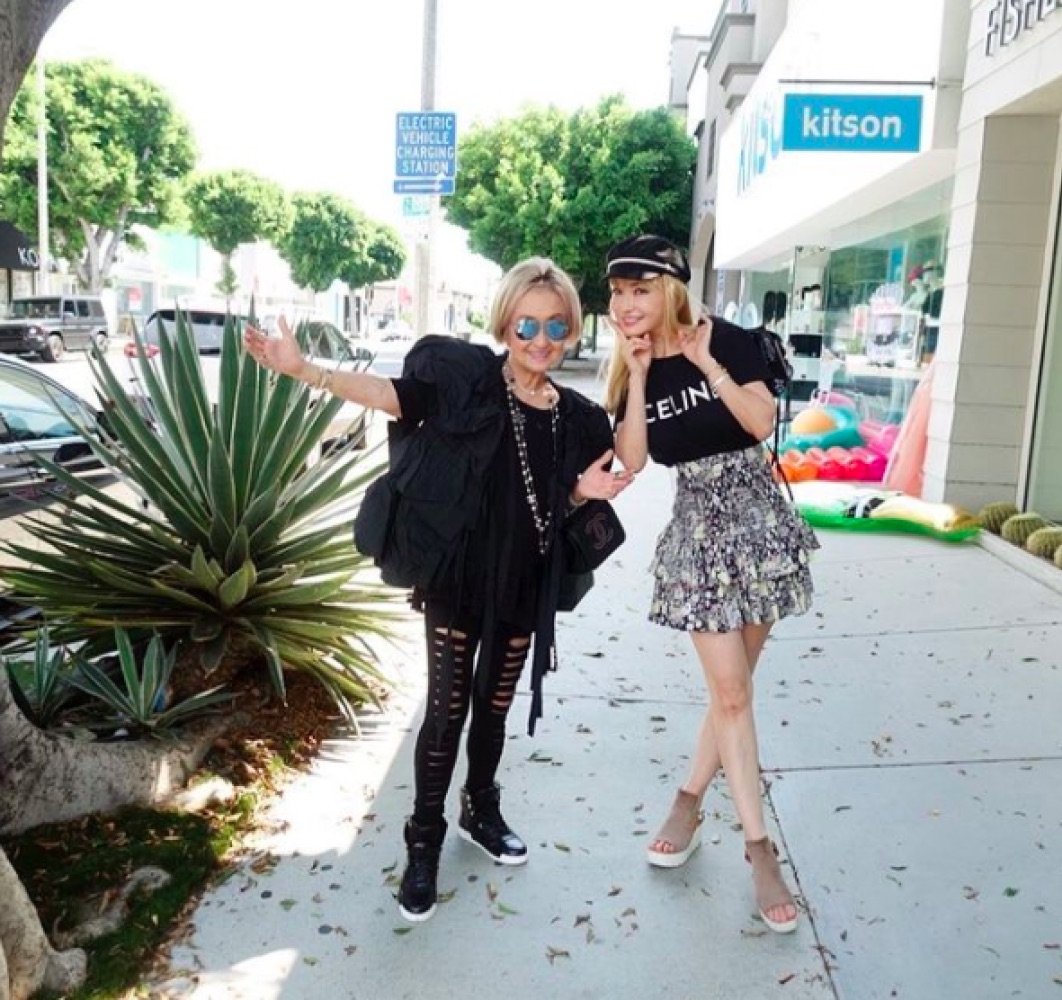 平子禧代子さんと娘の理沙（画像は『平子理沙 RISA HIRAKO　2020年9月9日付Instagram「ハロ～ LAから無事に戻ってきました！」』のスクリーンショット）