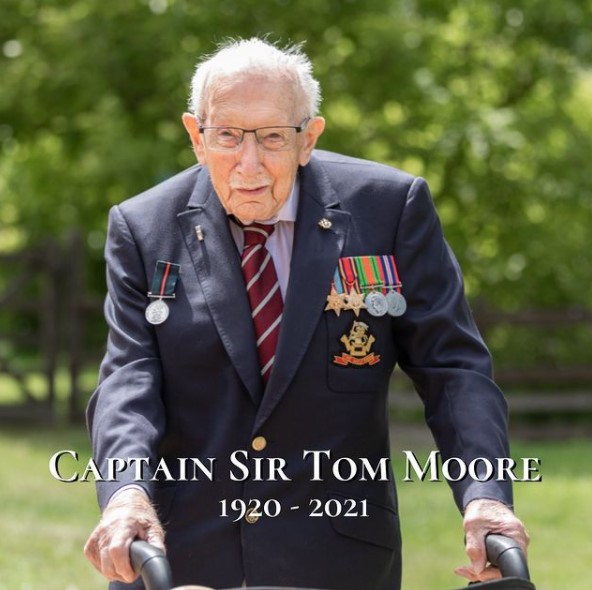 英国民のヒーローだったトム・ムーアさん（画像は『Captain Sir Tom Moore　2021年2月2日付Instagram』のスクリーンショット）