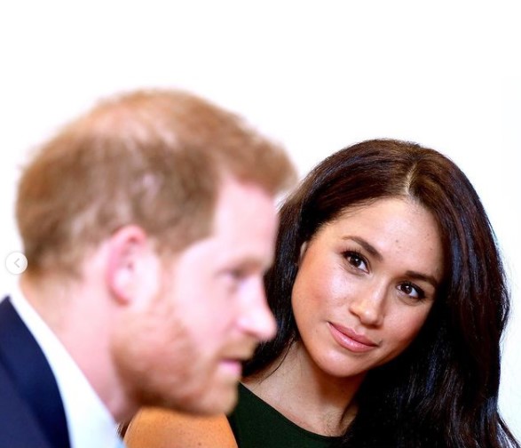 「スタッフ2人をいじめて辞職に追い込んだ」と報じられたメーガン妃（画像は『The Duke and Duchess of Sussex　2019年10月15日付Instagram「This evening, The Duke and Duchess of Sussex attended the annual ＃WellChildAwards in London.」』のスクリーンショット）