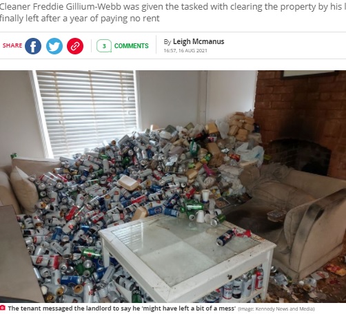 空のビール缶で埋もれてしまったソファー（画像は『The Daily Star　2021年8月16日付「Tenant from hell leaves 8000 beer cans, rotting food and clogs toilet with ‘4ft waste’」（Image: Kennedy News and Media）』のスクリーンショット）