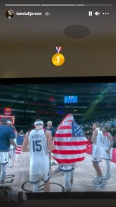 アメリカ代表チームの勝利を祝ったケンダル（画像は『Kendall　2021年8月7日付Instagram』のスクリーンショット）