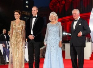 『007』最新作プレミアでのウィリアム王子夫妻とチャールズ皇太子夫妻（画像は『Duke and Duchess of Cambridge　2021年9月28日付Instagram「Wonderful to see ＠007 back on our big screens!」』のスクリーンショット）