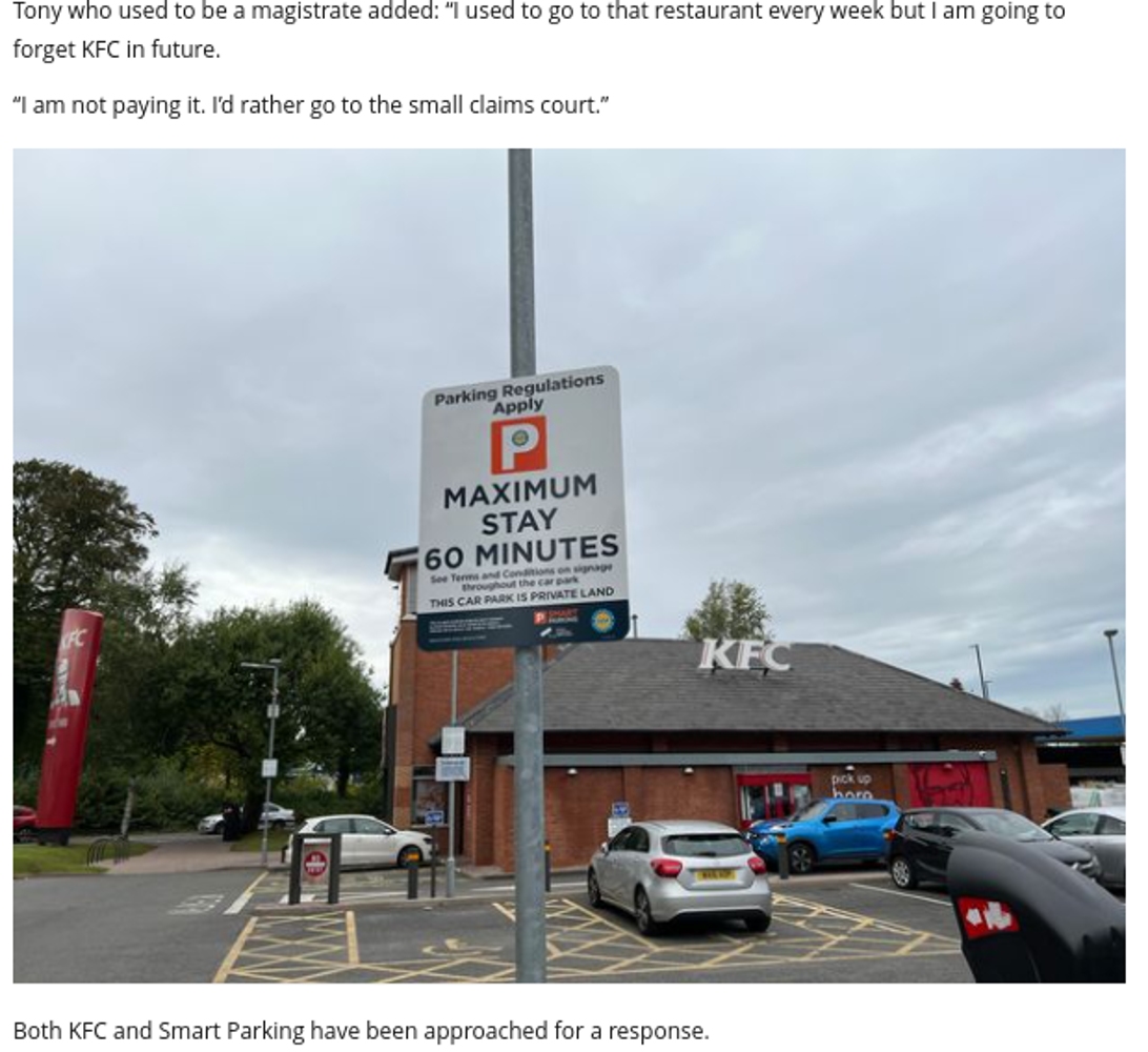「駐車は1時間まで」と示す看板（画像は『Birmingham Mail　2021年10月11日付「Chatty pensioner receives ￡100 KFC car parking charge after outstaying his welcome」』のスクリーンショット）