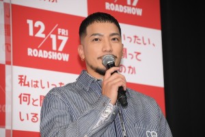 俳優とヒップホップで活動するSWAY