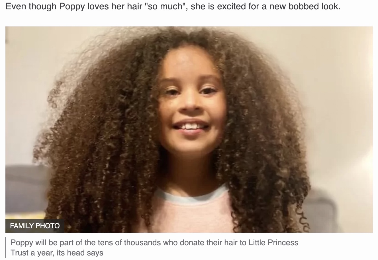 ヘアドネーションのために6年間髪を伸ばした少女（画像は『BBC　2022年1月11日付「Afro wigs: Aberdare girl’s six-year wait to donate hair」（FAMILY PHOTO）』のスクリーンショット）