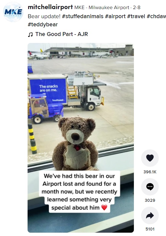 Facebook、Twitter、TikTokなど広くシェアされることに（画像は『MKE - Milwaukee Airport　2022年2月8日付TikTok「Bear update!」』のスクリーンショット）