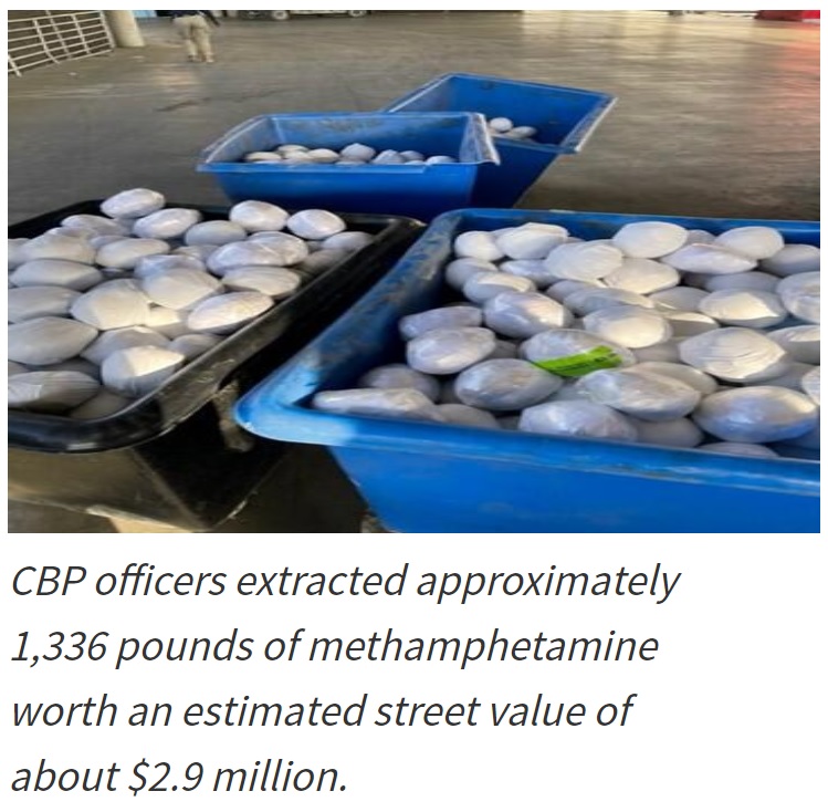 玉ねぎのような包みが1200個も（画像は『U.S. Customs and Border Protection　2022年2月25日付「CBP Officers Seize Meth Disguised as Onions」』のスクリーンショット）