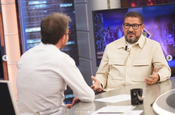 人気番組に出演したダニさん（画像は『El Hormiguero　2022年6月27日付Instagram「Hoy en El Hormiguero, uno de los mejores chefs españoles y del mundo, ¡＠danigarcia7!」』のスクリーンショット）