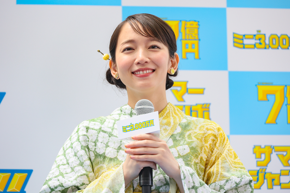 ピュアで優しい長女役の吉岡里帆