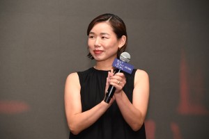 メガホンを取った岨手由貴子監督