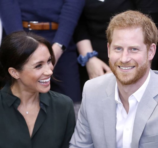 発言に矛盾が判明したヘンリー王子夫妻（画像は『The Royal Family　2018年10月15日付Instagram「The Duke and Duchess of Sussex have today announced that The Duchess of Sussex is expecting a baby, due in Spring 2019.」』のスクリーンショット）