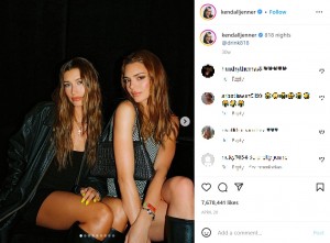 仲が良いヘイリー・ビーバーとケンダル（画像は『Kendall　2022年4月10日付Instagram「818 nights」』のスクリーンショット）
