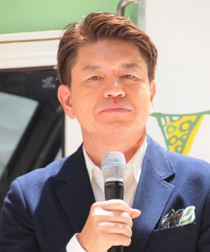 【エンタがビタミン♪】ヒロミ、妻・松本伊代の入院で「家に話し相手がいない」　愛犬4匹とバタバタの日々