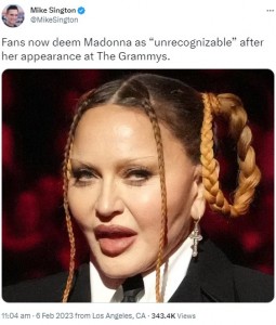 グラミー賞授賞式でプレゼンターとして登場したマドンナ（画像は『Mike Sington　2023年2月6日付Twitter「Fans now deem Madonna as “unrecognizable” after her appearance at The Grammys.」』のスクリーンショット）