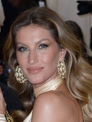 【イタすぎるセレブ達】ジゼル・ブンチェン、元夫トム・ブレイディへの最後通告報道は「事実無根」「私達は対戦しているわけじゃない」