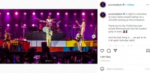 シドニーのアコー・スタジアムで公演中のハリー（画像は『Accor Stadium　2023年3月3日付Instagram「A night to remember as Harry Styles wowed Sydney on a GOLDEN evening at ＃AccorStadium.」』のスクリーンショット）