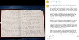 ノートに手書きしたエドの声明文（画像は『Ed Sheeran　2023年3月1日付Instagram「I had been working on Subtract for a decade」』のスクリーンショット）