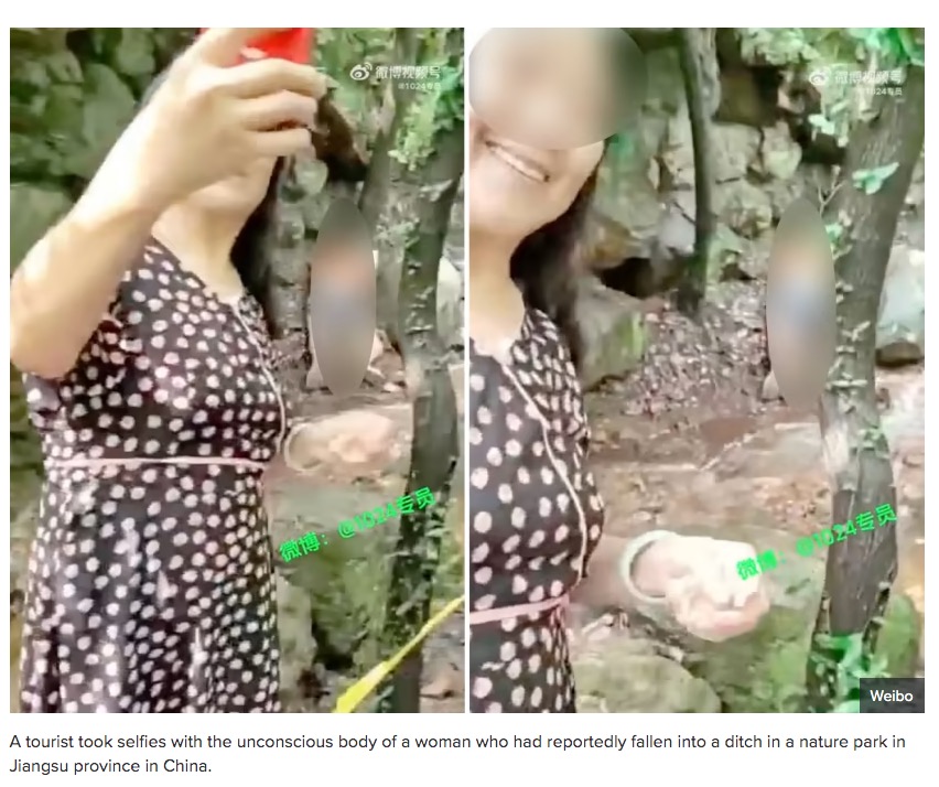 川のほとりで意識を失って倒れている観光客を背景に自撮りする中年女性。中国のSNSではこの中年女性に対して非難の声が上がった（画像は『Today Online 2023年6月28日付「＃trending: Online outrage at 'cold-blooded' woman filmed taking selfie with unconscious person in China」（Weibo）』のスクリーンショット）