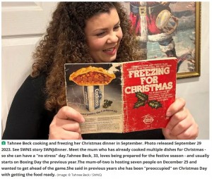 数年前に出会った1冊の古い本から、クリスマスの食材を冷凍保存するというアイディアを得たターニーさん。昔ながらのレシピには、夫も幼い頃を思い出して楽しんでいるそうだ（画像は『Norfolk Live　2023年10月3日付「The Norfolk woman whose already started cooking her Christmas dinner」（Image: Tahnee Beck/ SWNS）』のスクリーンショット）