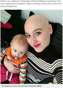 英ストーク＝オン＝トレント在住の女性は2017年、トリプルネガティブ乳がんを医師に告知され、両乳房切除術を受けた。しかし乳がんは「誤診」だったことが明らかになった（画像は『Metro　2020年1月3日付「Mum had both breasts removed after being wrongly diagnosed with cancer」（Picture: Sarah Boyle /SWNS）』のスクリーンショット）